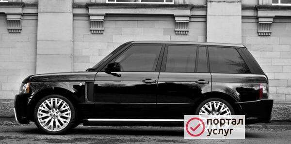 Фото  внедорожник range rover с водителем