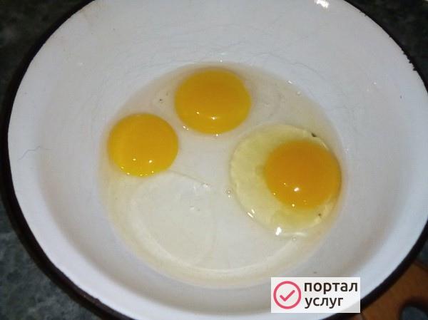 Фото Домашние куриный яйцка