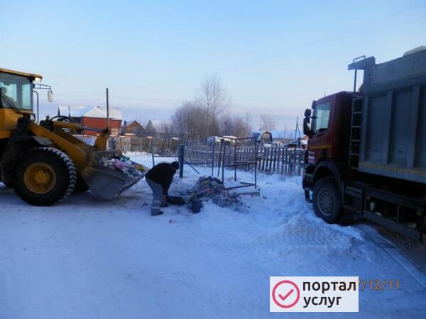 Фото Уборка и вывоз снега и мусора