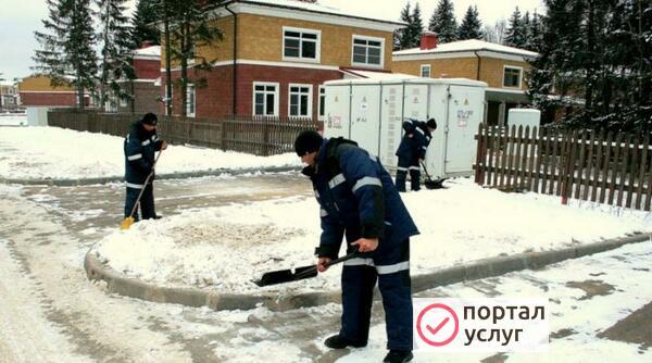 Фото Уборка снега