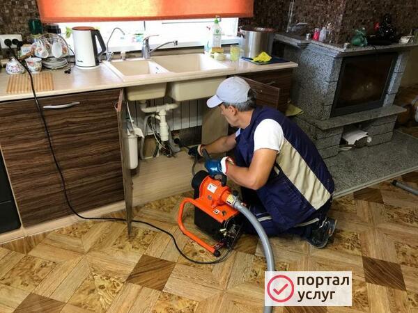 Фото Прикрутить, повесить, поклеить обои 