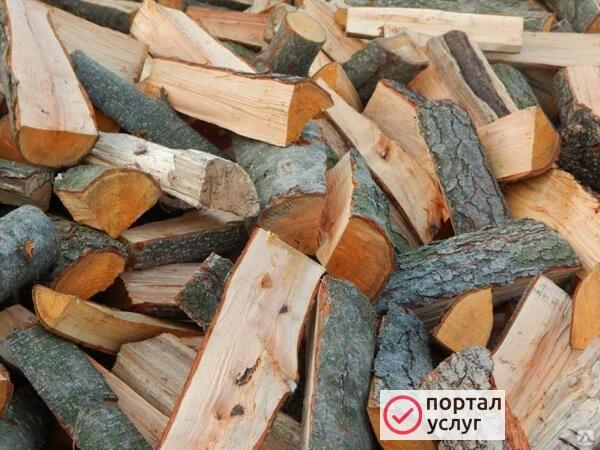 Фото Колотые дрова