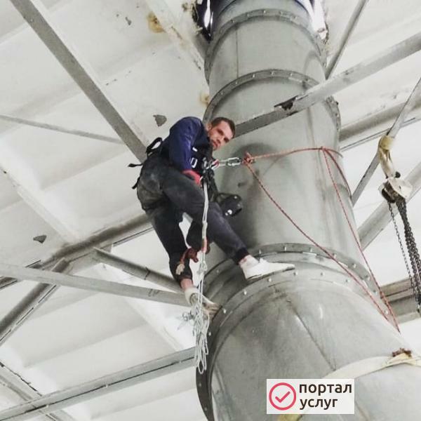 Фото Спил аварийных деревьев с утилизацией