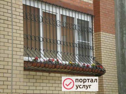 Фото Решетки металлические с элементами ковки