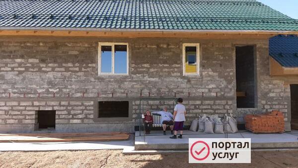 Фото Нужно доделать крыльцо у дома