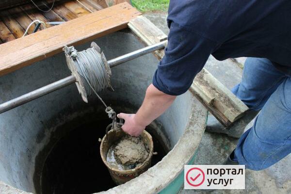 Фото Чистка колодца 