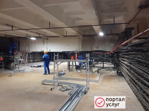Фото Профессиональный электрик