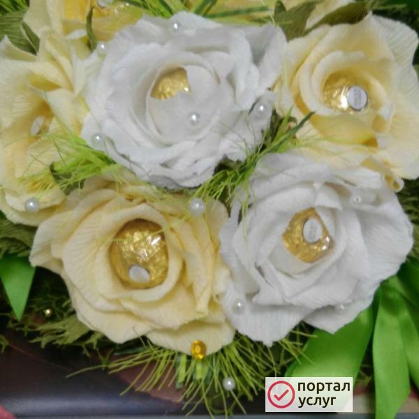 Фото Букеты из конфет