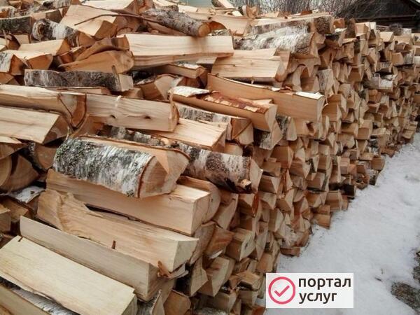 Фото Продажа колотых дров с доставкой в Гатчине и районе