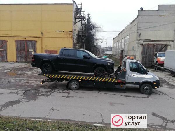 Фото Эвакуатор 24часа Голышманова