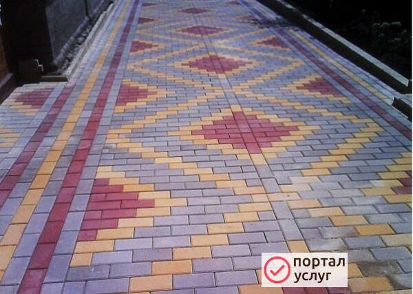 Фото Укладка тротуарной плитки