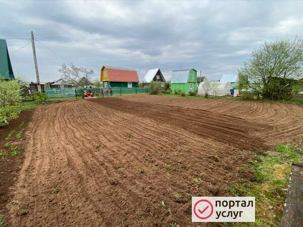 Фото Вспашка земли