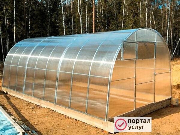 Фото Заводские теплицы с поликарбонатом