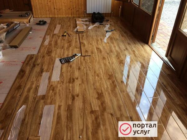 Фото Укладка ламината