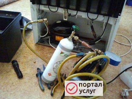 Фото Ремонт домашних холодильников