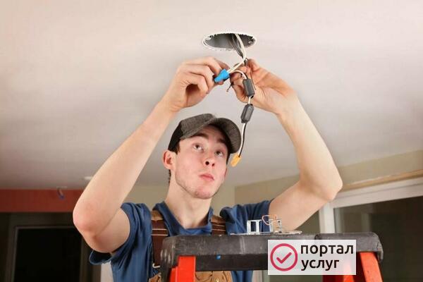 Фото Частный электрик на дом. Мастер на час.