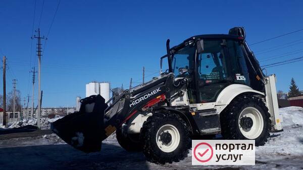 Фото Экскаватор погрузчик в Черепаново