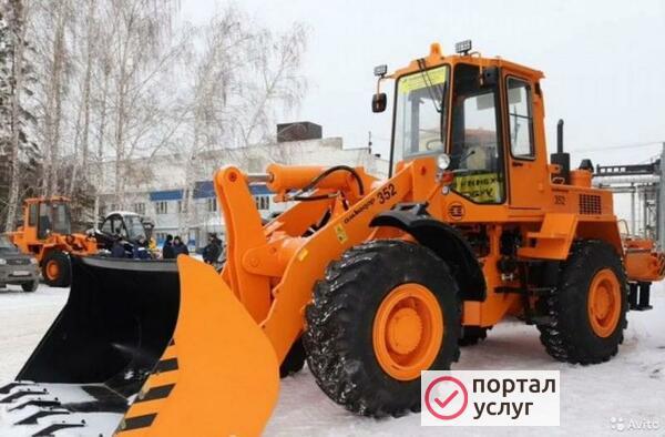Фото Услуги фронтального погрузчика 