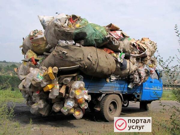 Фото Уборка территории и вывоз мусора