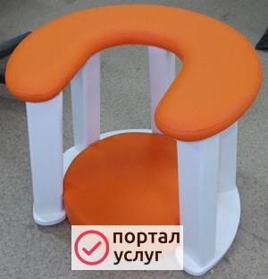 Фото Акушеский стул или табурет для вертикальных родов