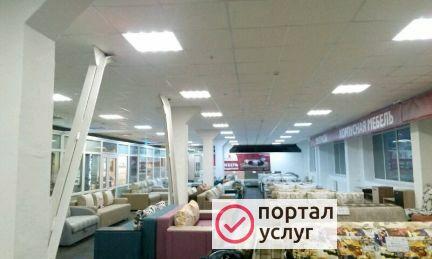 Фото Профессиональный электрик