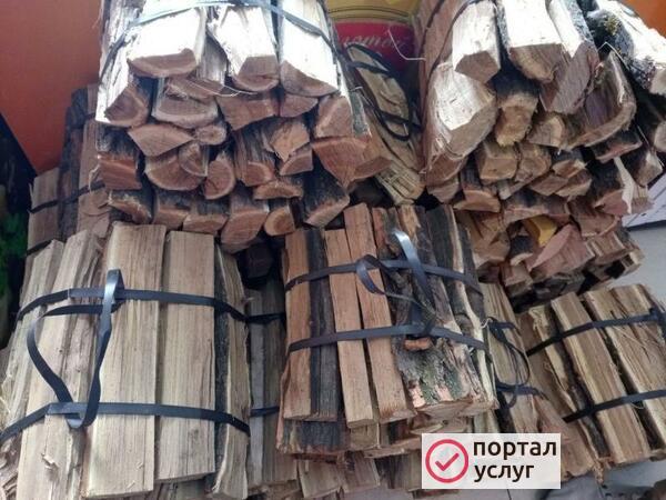 Фото Колотые дрова или чурки с доставкой