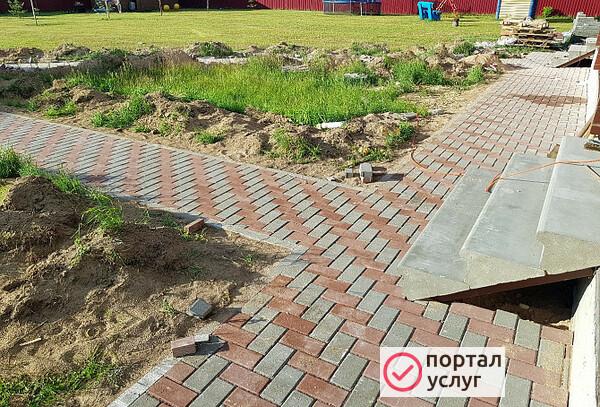 Фото Укладка тротуарной плитки, брусчатки