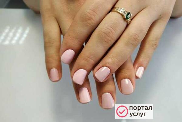 Фото Мастер маникюра и педикюра