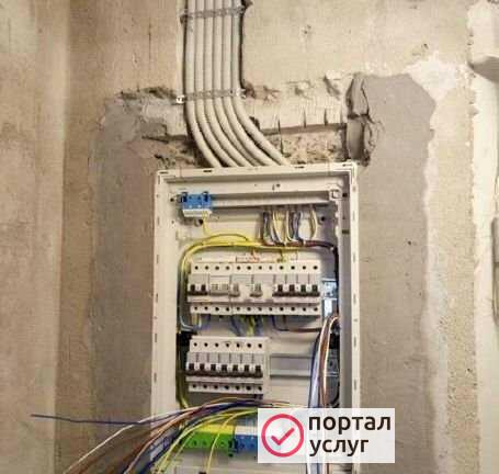 Фото Электромонтаж