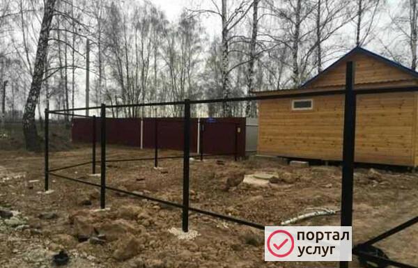 Фото Бурение лунок под столбы