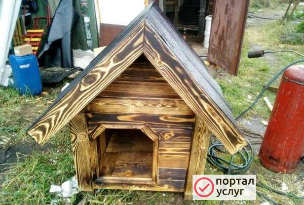 Фото Плотник. Изделия из дерева. Будки для собак