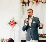Ведущий на свадьбу Олег Дмитриев