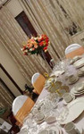 Аренда свадебных столов и стульев с посудой