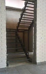 Лестницы, каркасы лестниц, отделка лестниц