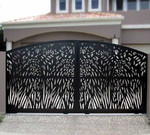 Декоративные ворота, двери и изделия из металла