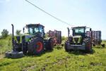 Дискация земли тракторами Xerion 3300 Trak 2015 г