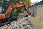 Снос демонтаж зданий, бой кирпича и бетона