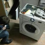 Мастер по ремонту стиральных машин.
