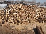 Продам дрова колотые сосна 1300 куб ,берёза 1500 куб.