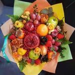 Букет из сухофруктов, фруктов и цветов - &quot;ПАЛИТРА ВКУСА&quot;