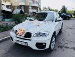 Аренда BMW X6 белая на свадьбу