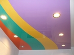 Цветной натяжной потолок в Бийске