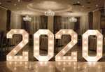 Цифра 2020 на Новый год с лампочками внутри