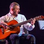 Уроки игры на гитаре в Омске от профессионала