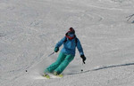 Инструкторы по сноубордингу и горным лыжам