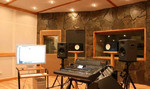 Запись песни на студии