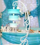 Свадебный подвесной шоу-торт на заказ